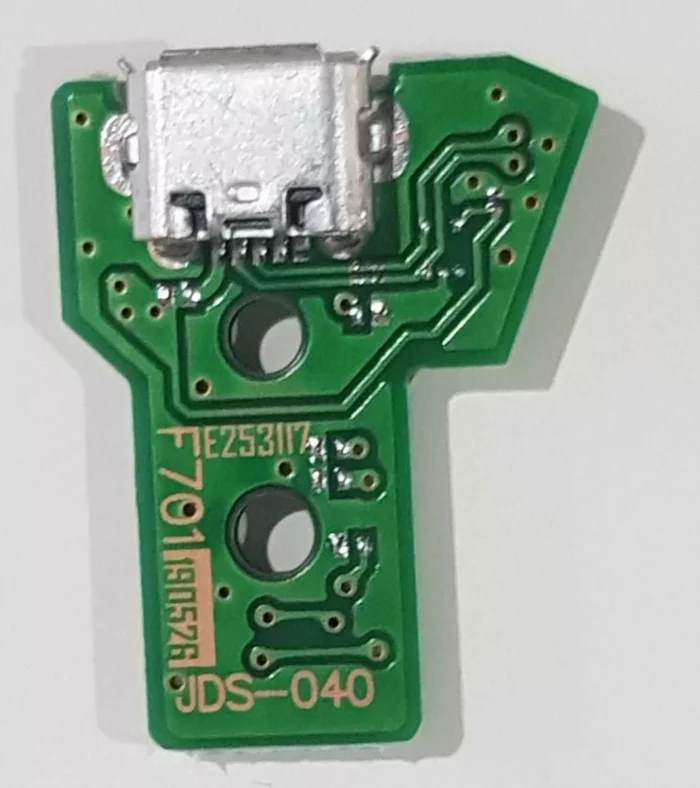 Repuesto Pin De Carga Para Joystick Ps4 Jds Jdm 040